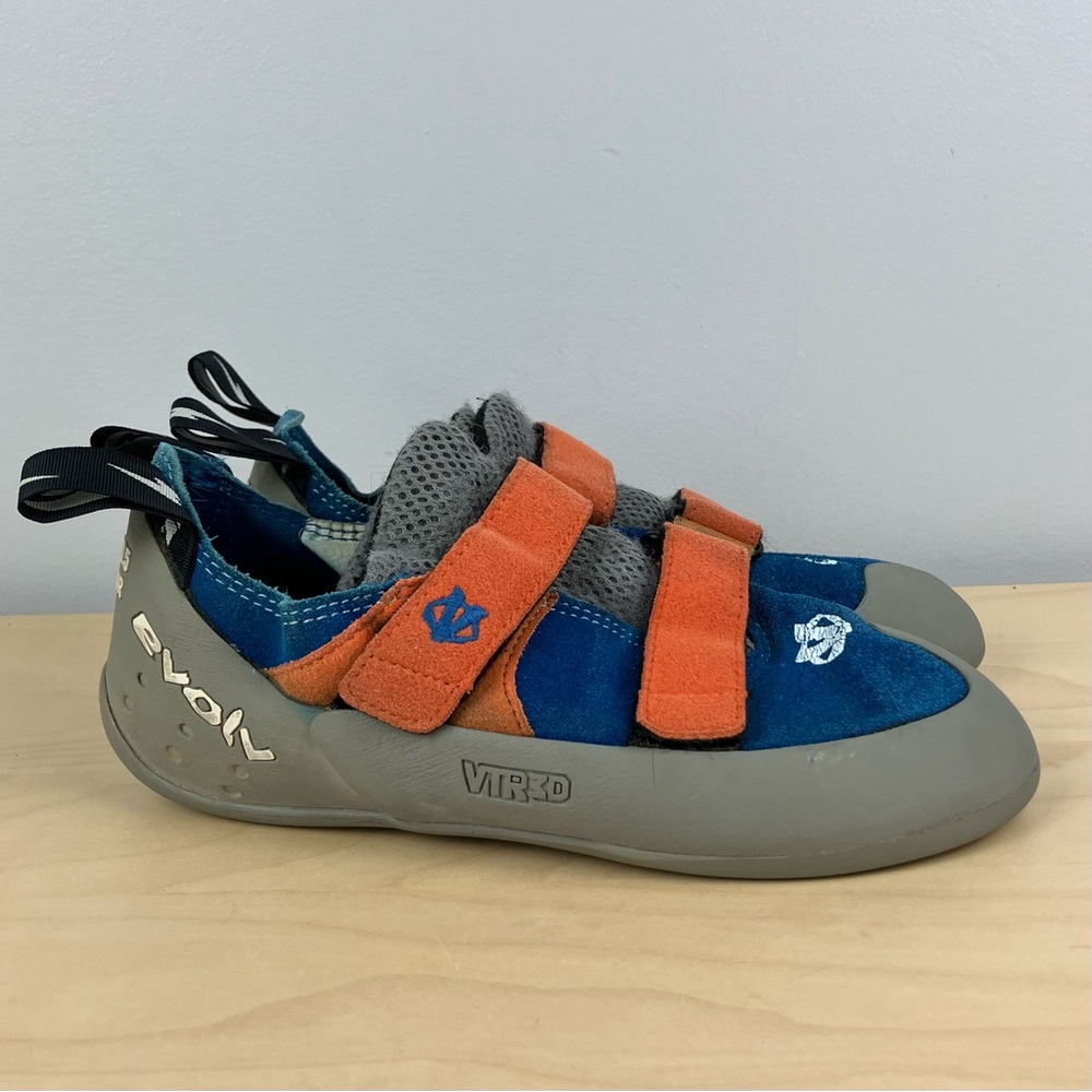 Evolv Men’s Size 7.5 / 40.5 VTR3D Rock Climbing Shoes Gray Orange Blue Straps